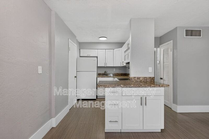 8701 Swstreet #L6 - Photo 6 of 30