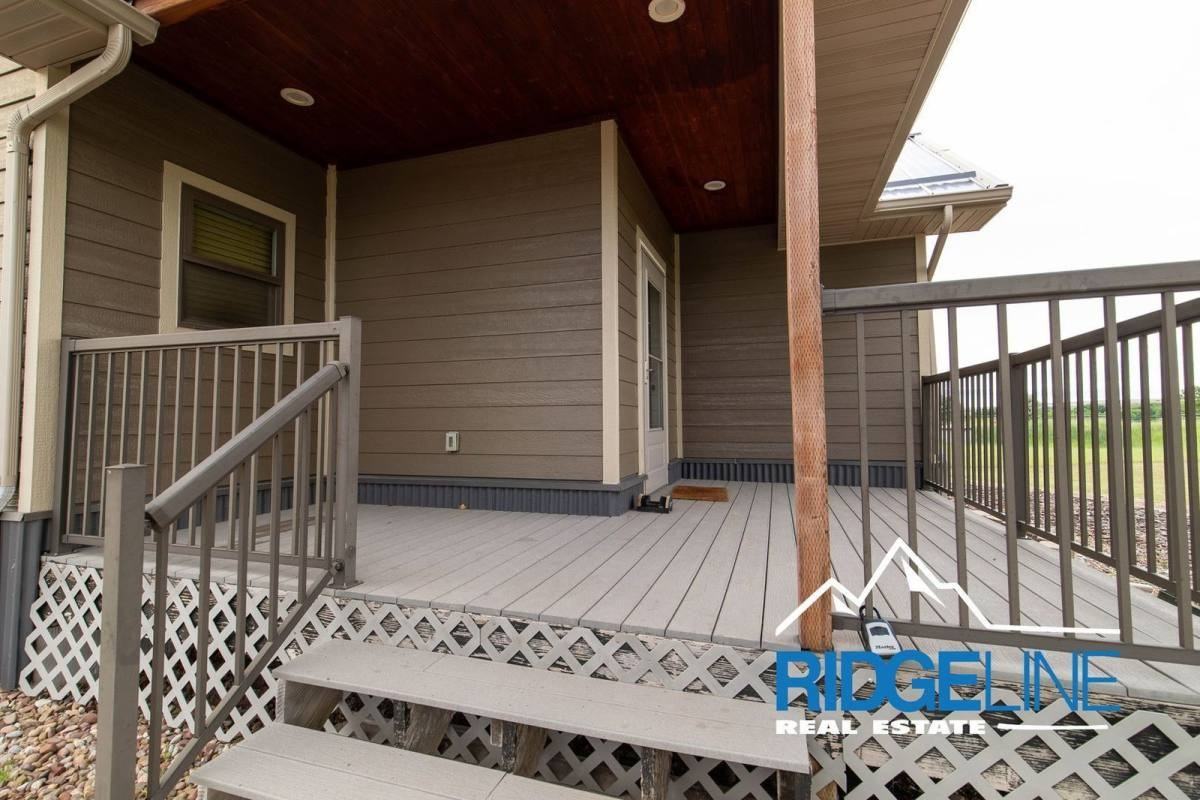 21 Sandstone Ln #1 - Photo 3 of 10