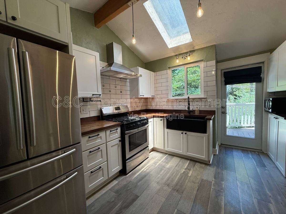 155 W Dr - Photo 5 of 10