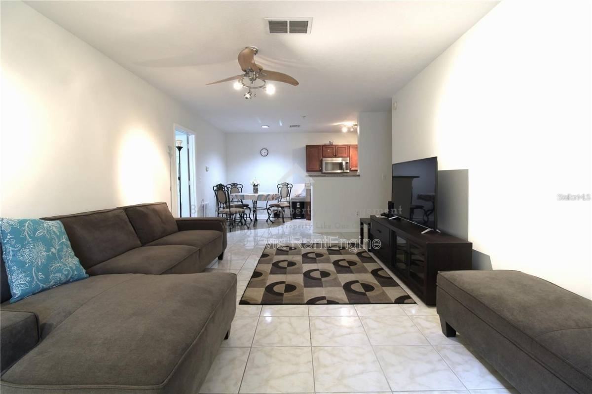 4320 S Kirkman Rd #1501-1 - Photo 2 of 10