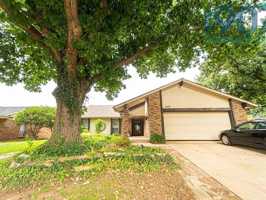 featured image of 4405 Manchester Ct