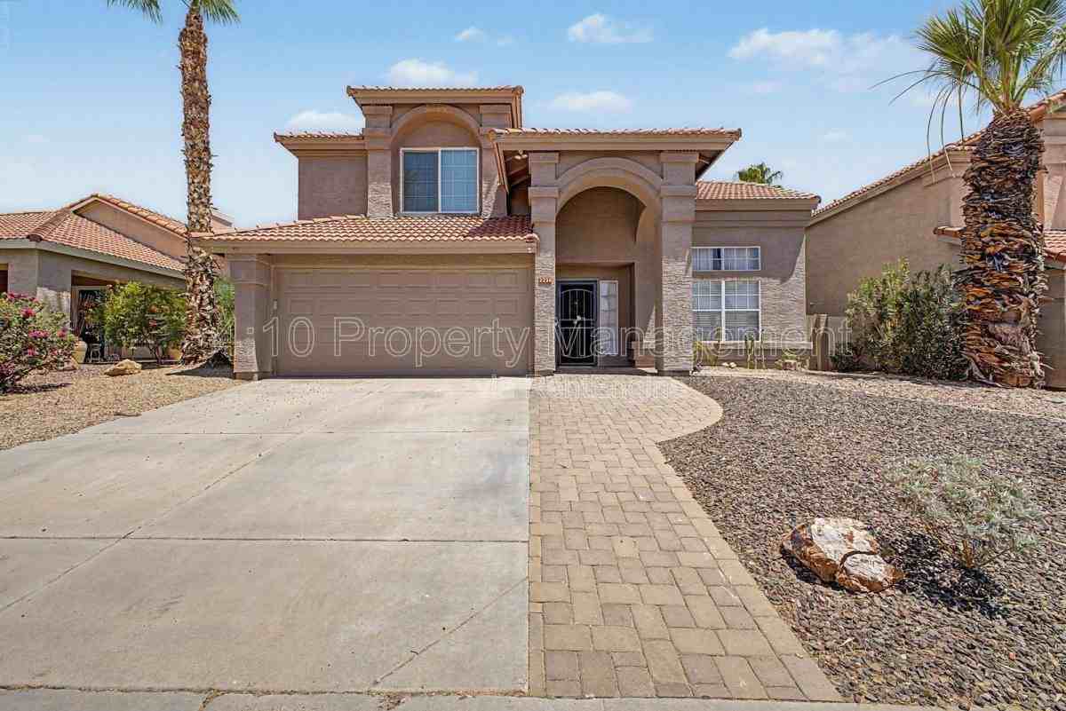 3236 E Hiddenview Dr - Photo 3 of 10