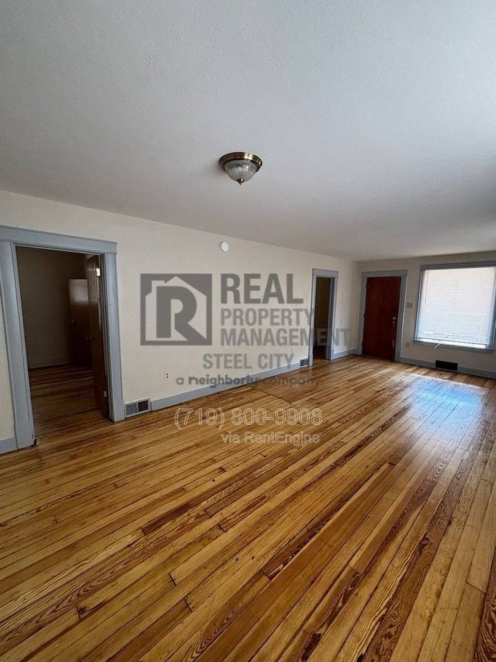 1811 E Evans Ave - Photo 3 of 10