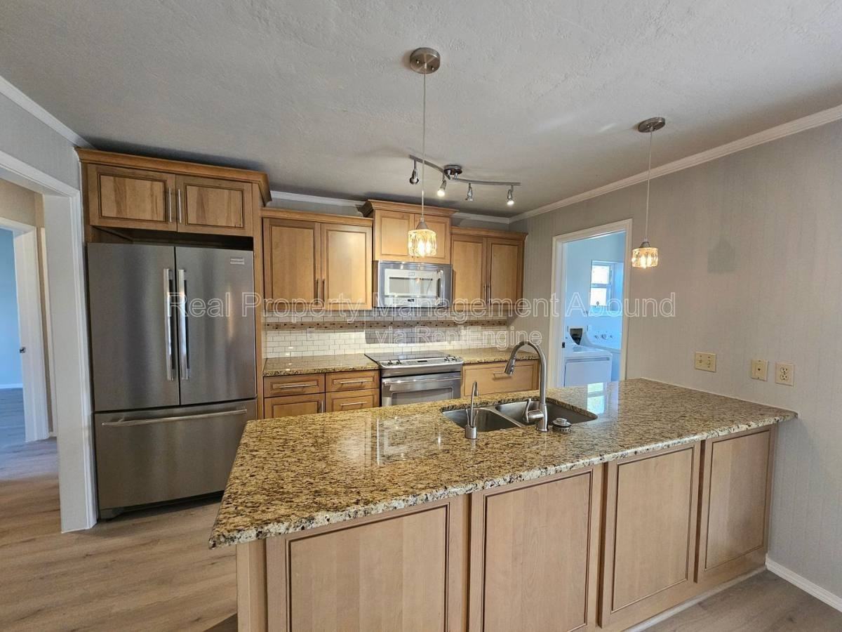 12106 E 88th Pl N - Photo 3 of 10