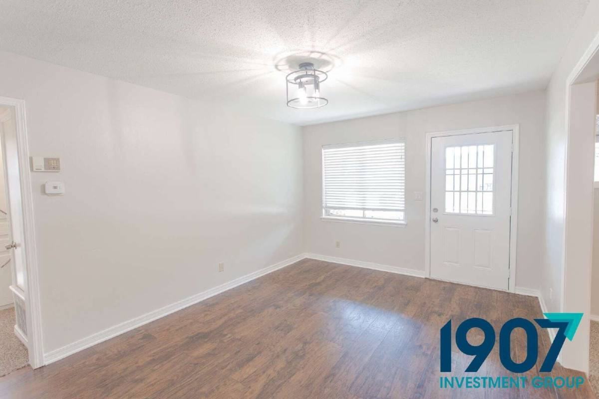 709 Nw 16th St - Photo 6 of 10
