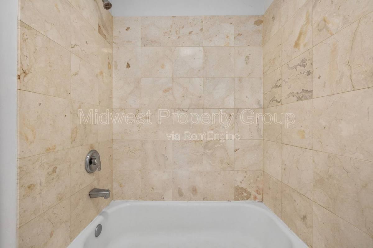 4244 Chouteau Ave #6 - Photo 6 of 10