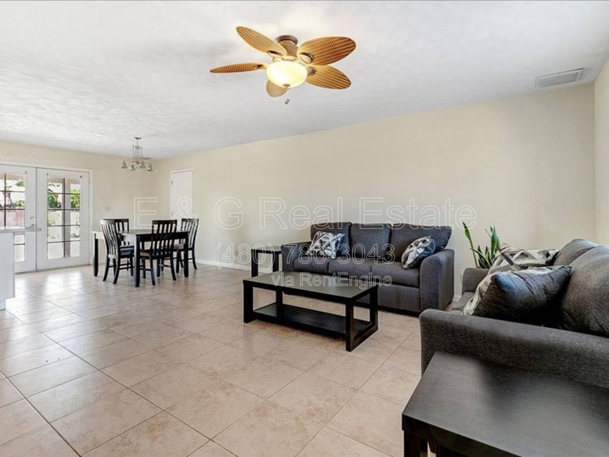 8226 E Plaza Ave - Photo 3 of 10