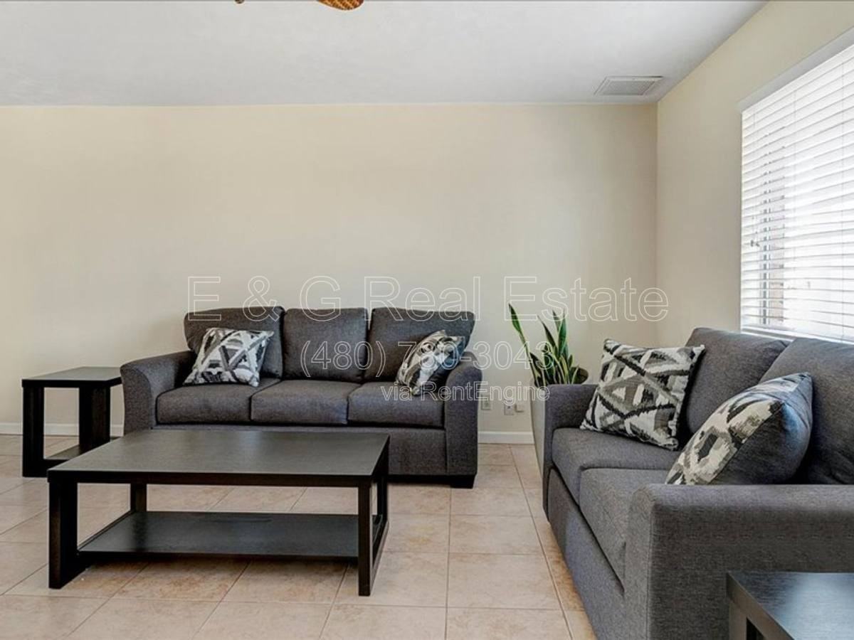 8226 E Plaza Ave - Photo 4 of 10