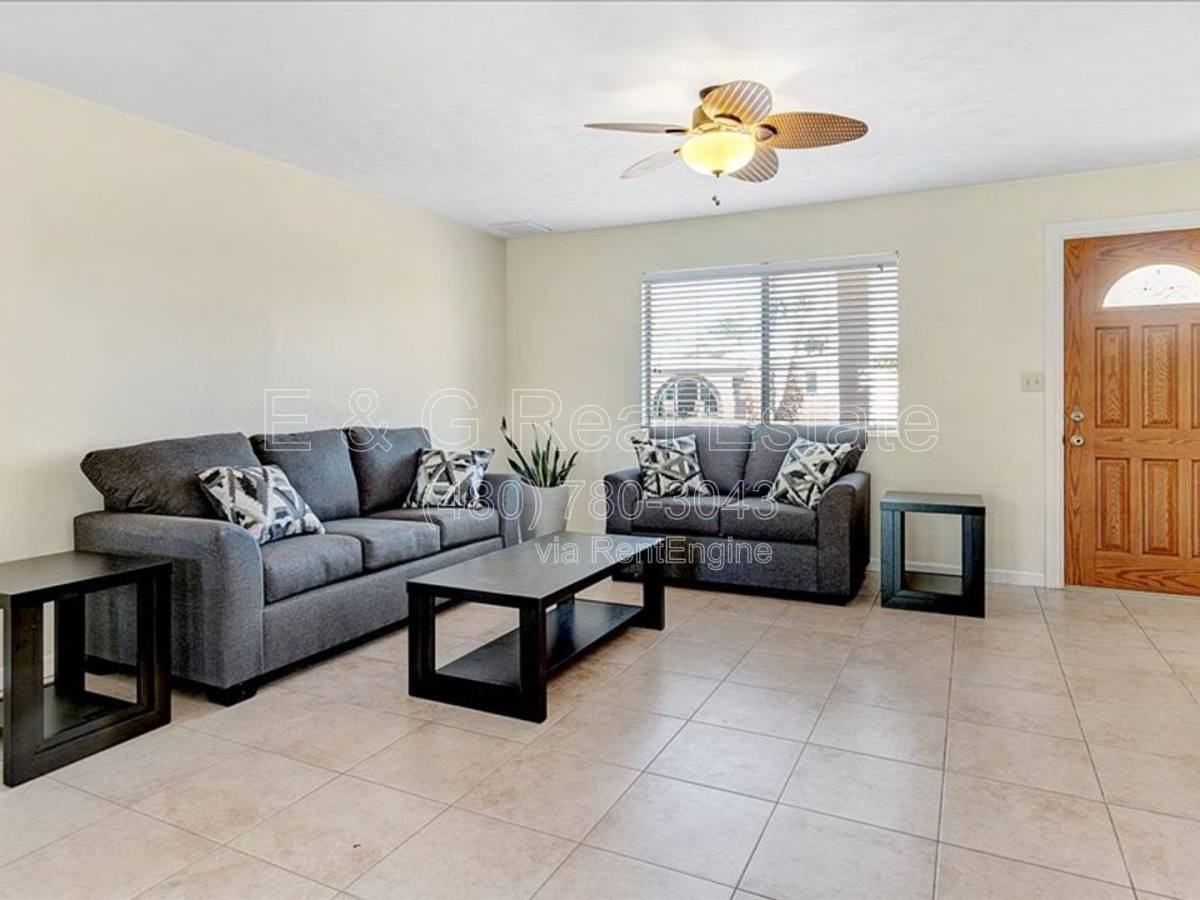 8226 E Plaza Ave - Photo 5 of 10