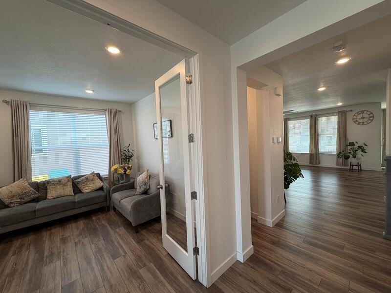 1856 Meagan Way - Photo 2 of 8