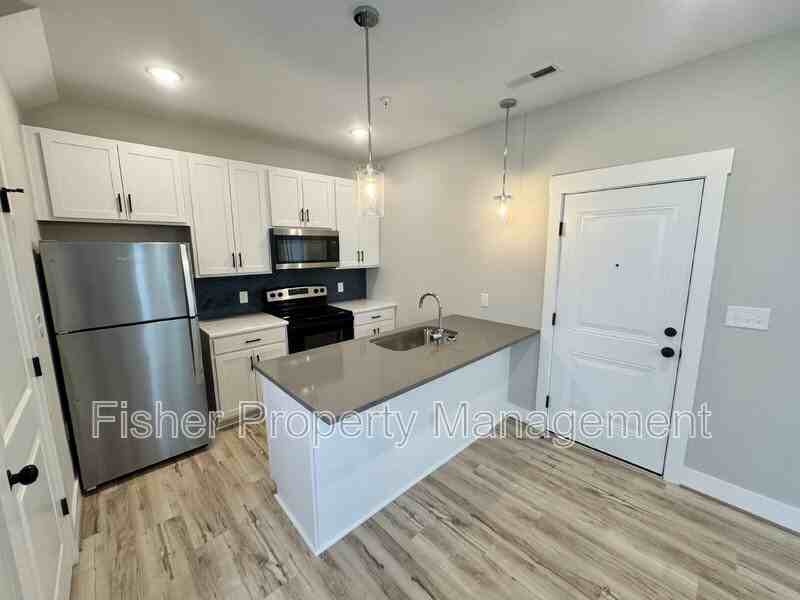 2920 P St #3 - Photo 5 of 13