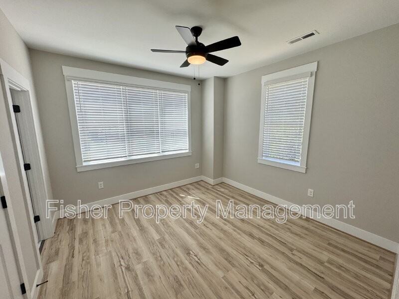 2920 P St #3 - Photo 7 of 13