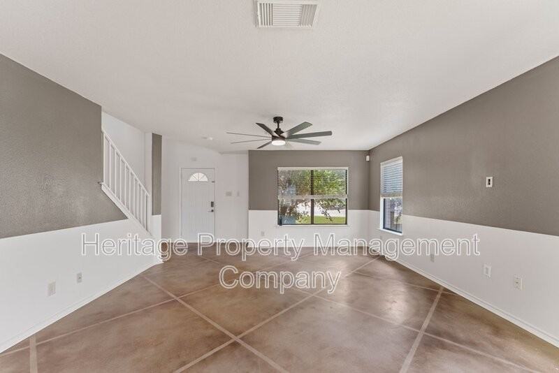 8038 Cantura Mls - Photo 5 of 32