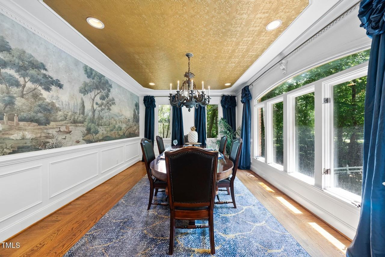 106 Birkhaven Dr - Photo 3 of 50