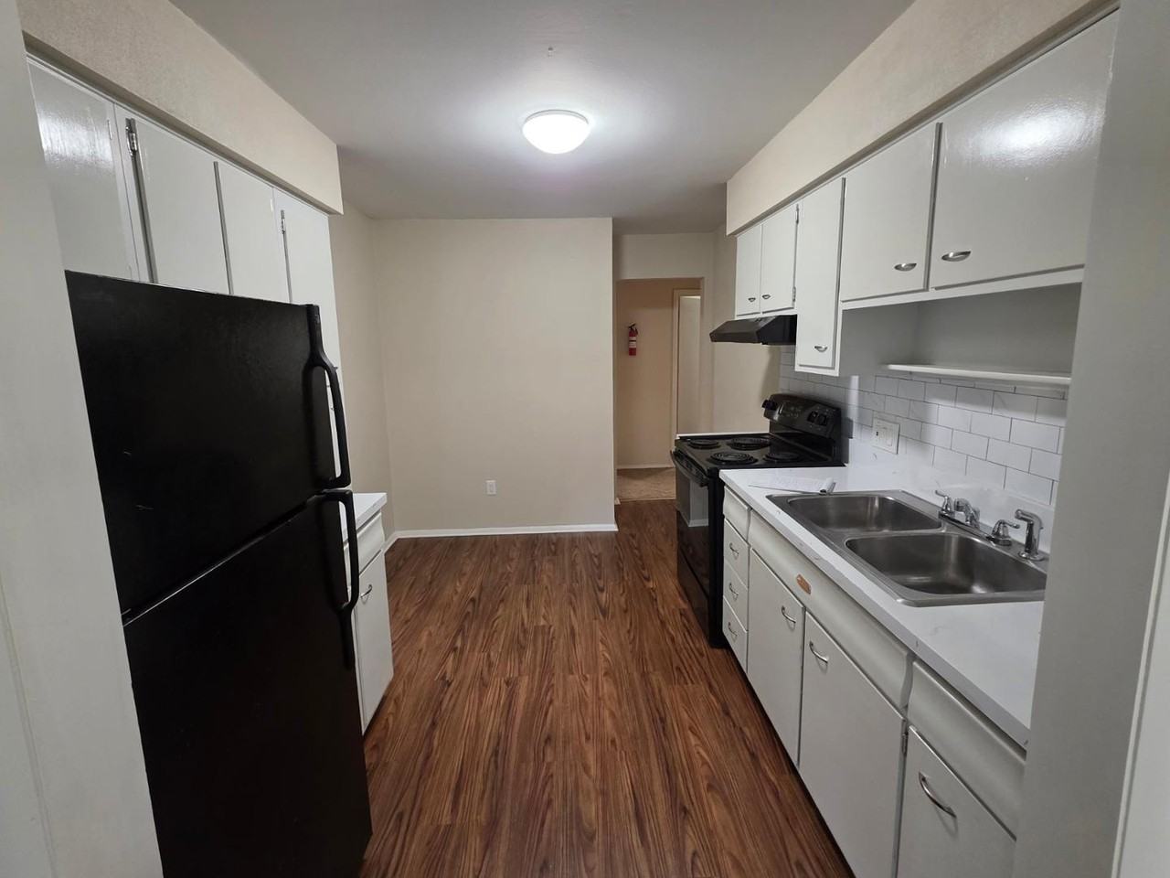 4604 Imperial Dr - Photo 4 of 19