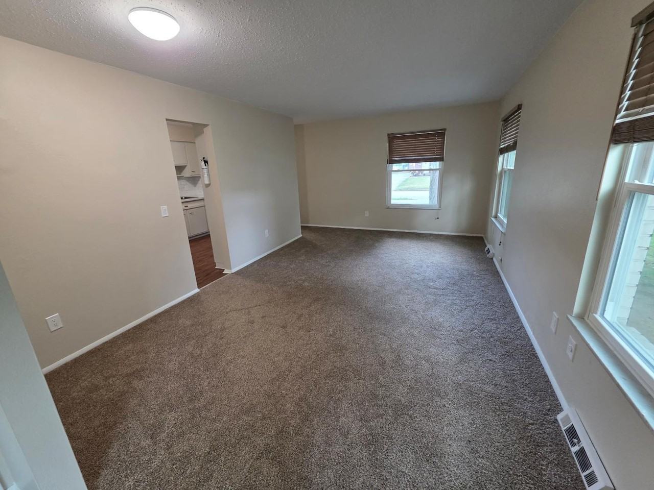 4604 Imperial Dr - Photo 7 of 19