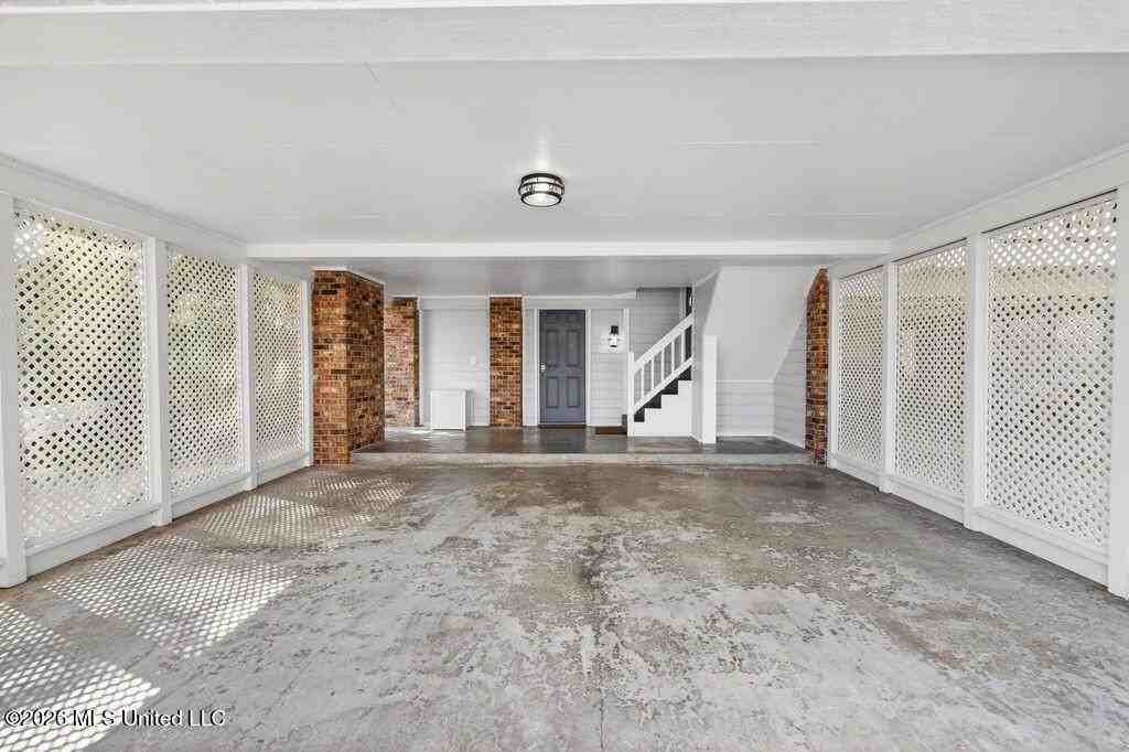 255 E Scenic Dr - Photo 3 of 42