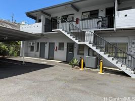 featured image of 32 N School St #1