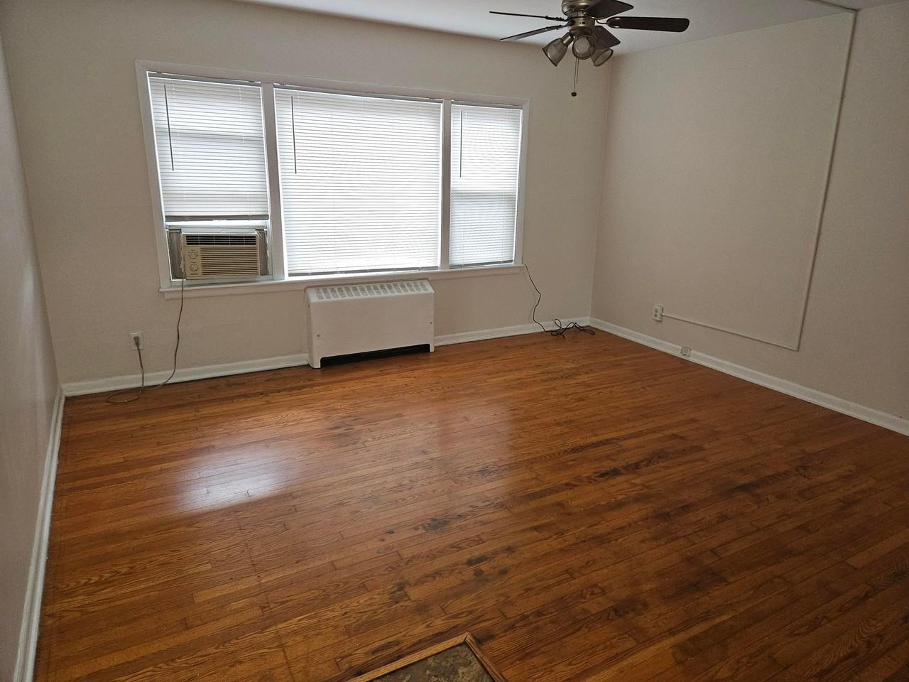 2306 W 5th Ave #6 - Photo 2 of 10