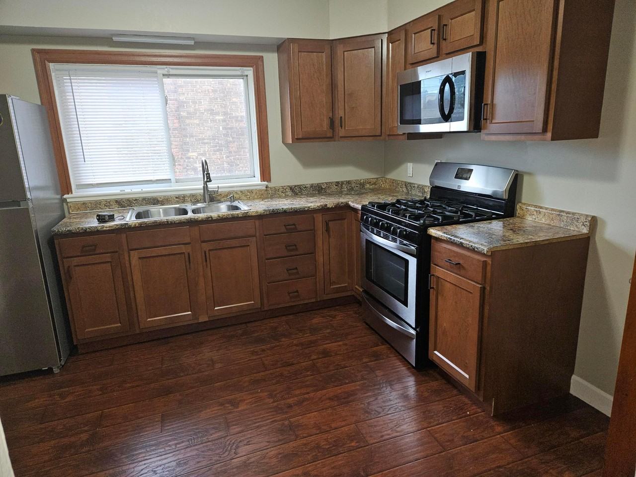 2306 W 5th Ave #6 - Photo 7 of 10
