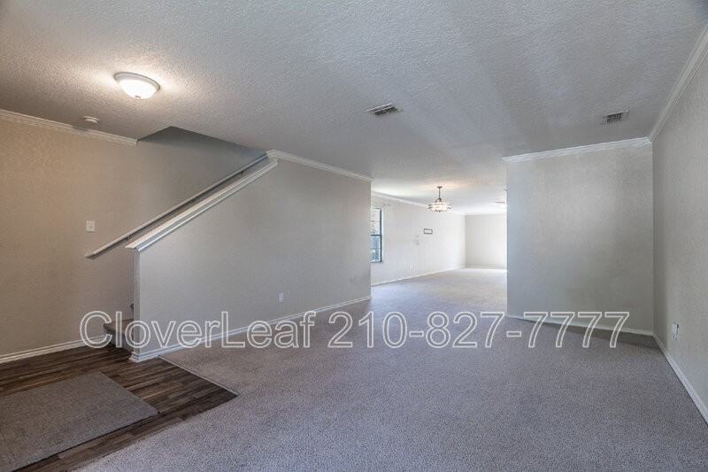 3550 Sage Mdw - Photo 7 of 38