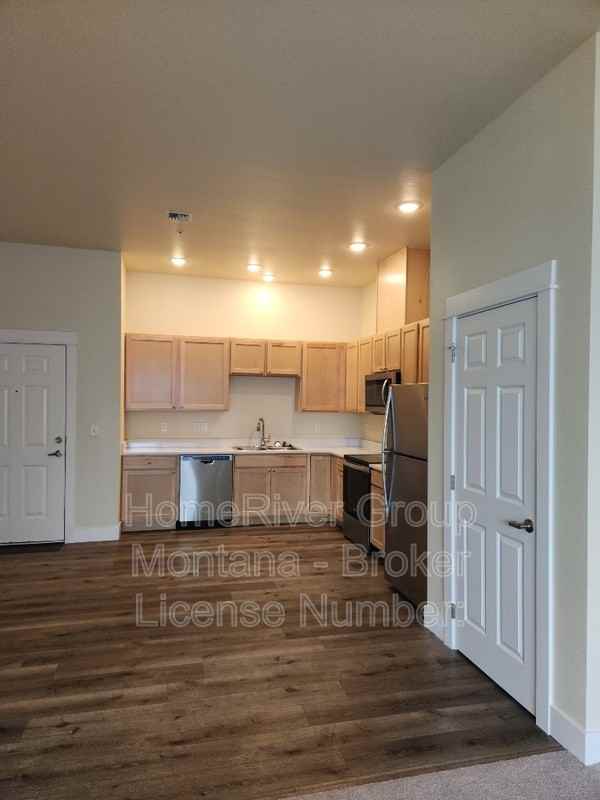 1500 S 14th St W #115 - Photo 6 of 16