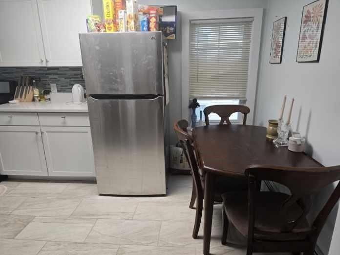 55 Court St ##2 - Photo 5 of 17