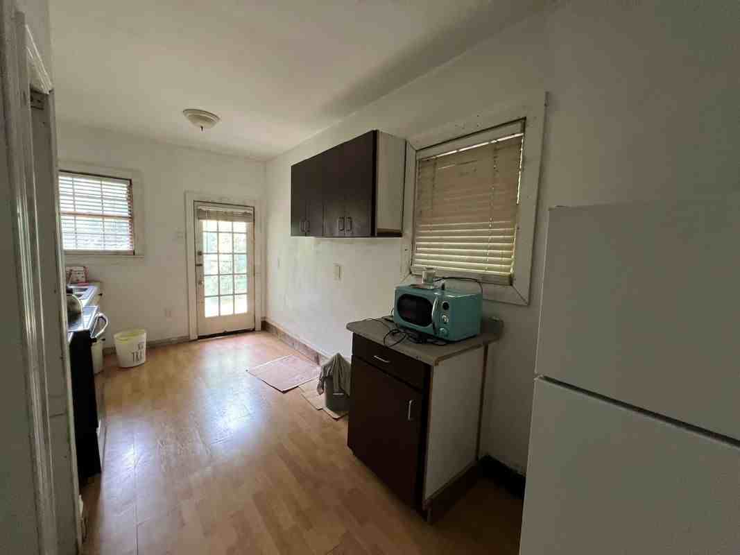 4730 Prescott Rd - Photo 5 of 13