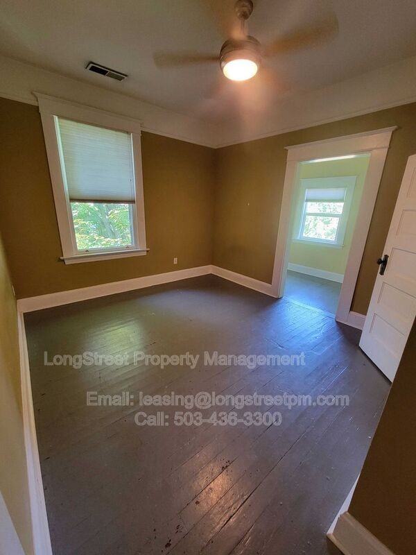 3816 N Borthwick Ave - Photo 7 of 21