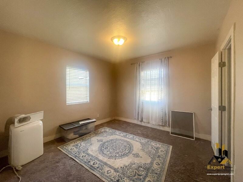 3445 Belden St - Photo 6 of 9