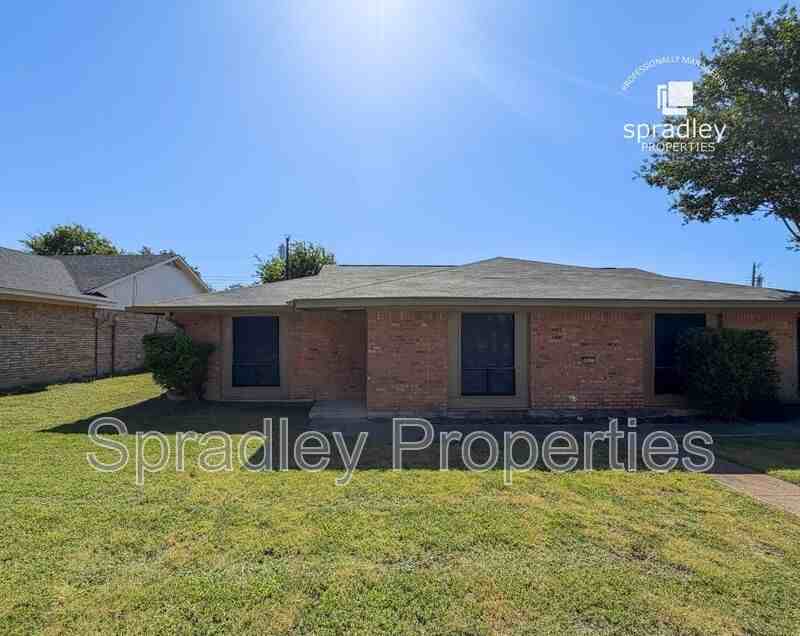 405A Cheyenne Dr - Photo 2 of 15