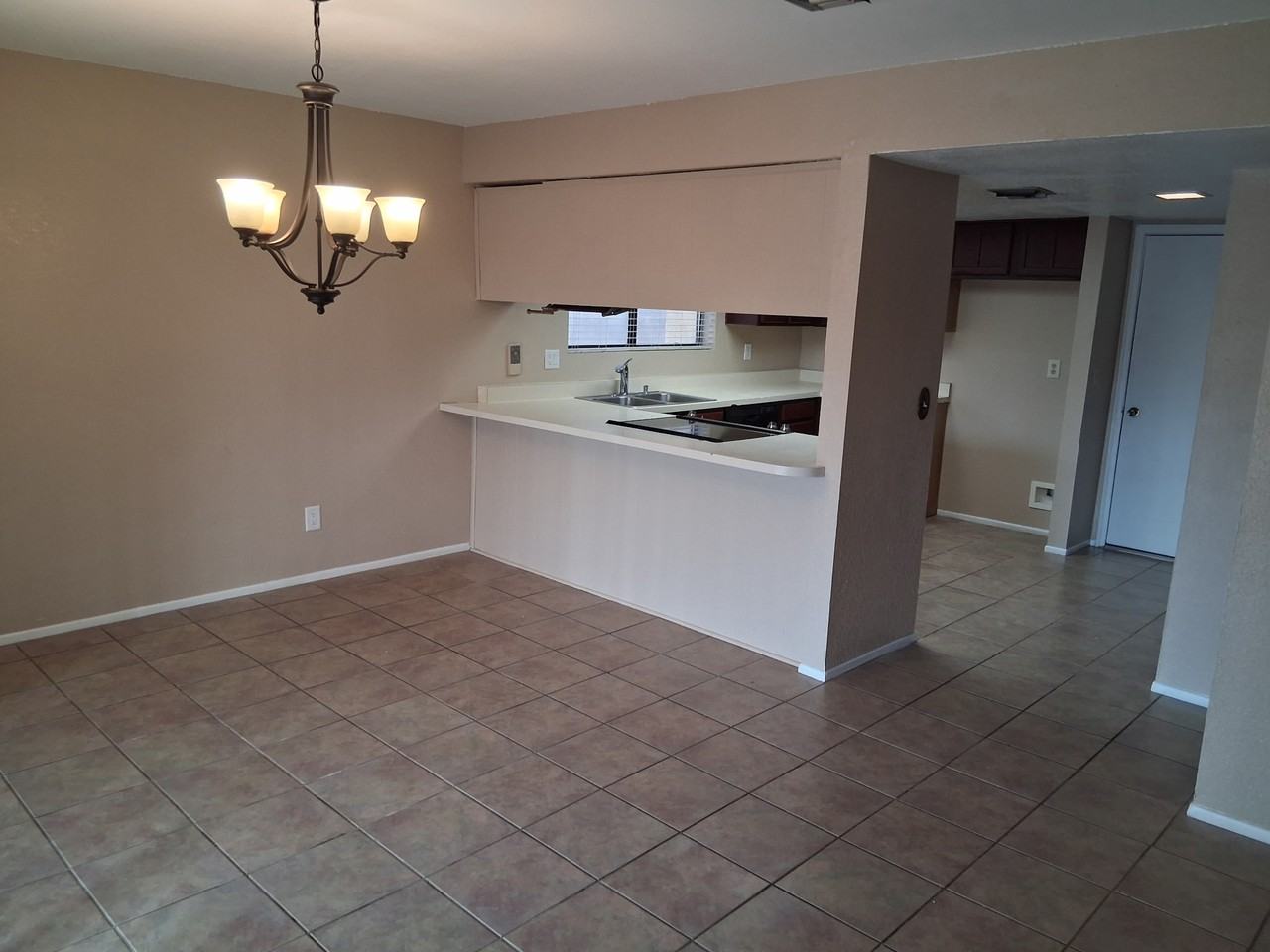 9249 N Eagle Dancer Dr - Photo 2 of 28
