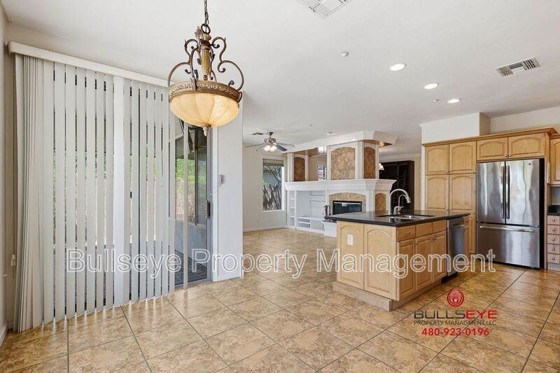 2927 W Plum Hollow Dr - Photo 2 of 36