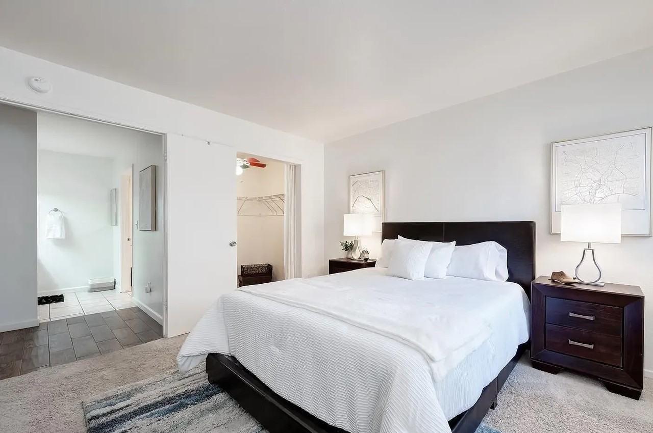 550 Camino De La Reina - Photo 6 of 10