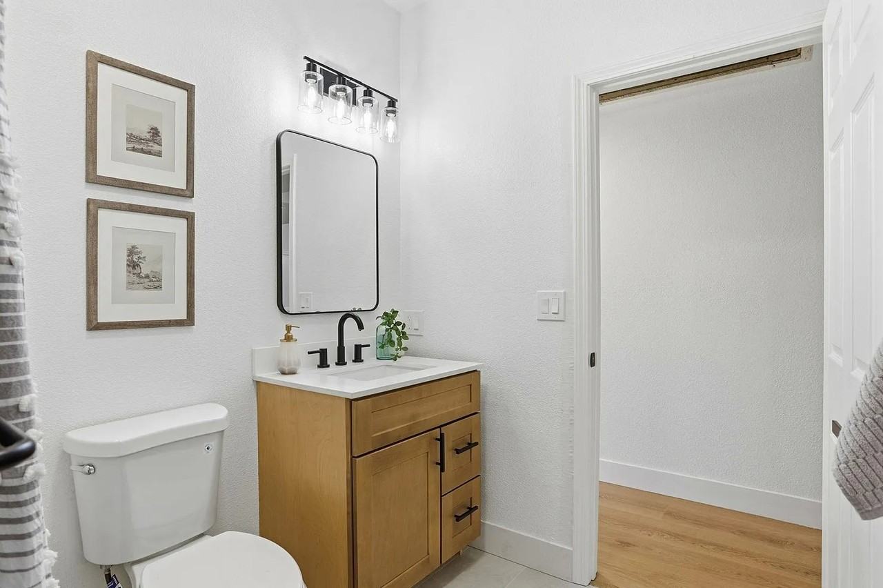 999 W Evelyn Ter - Photo 3 of 10