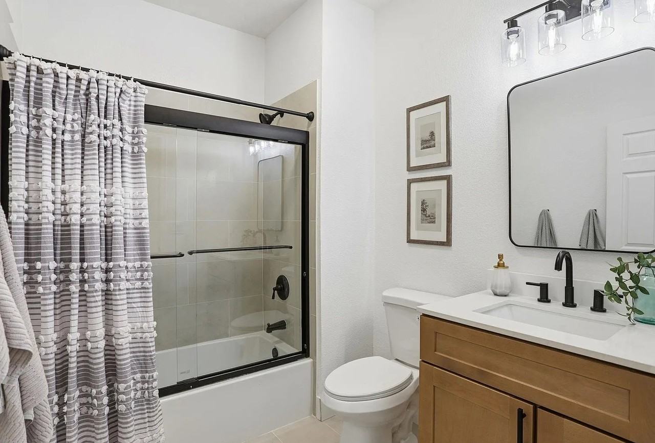 999 W Evelyn Ter - Photo 4 of 10