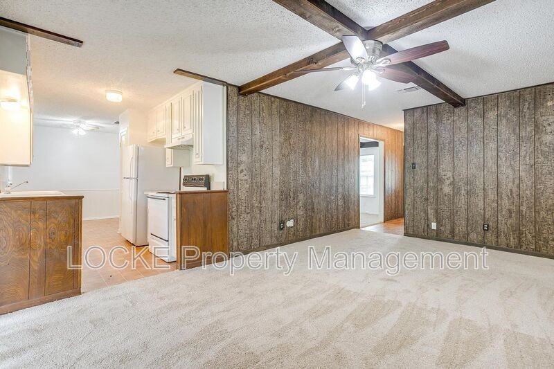 812 E Prairie View Rd - Photo 4 of 13