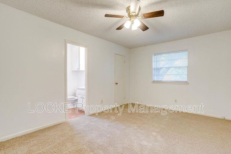 812 E Prairie View Rd - Photo 7 of 13