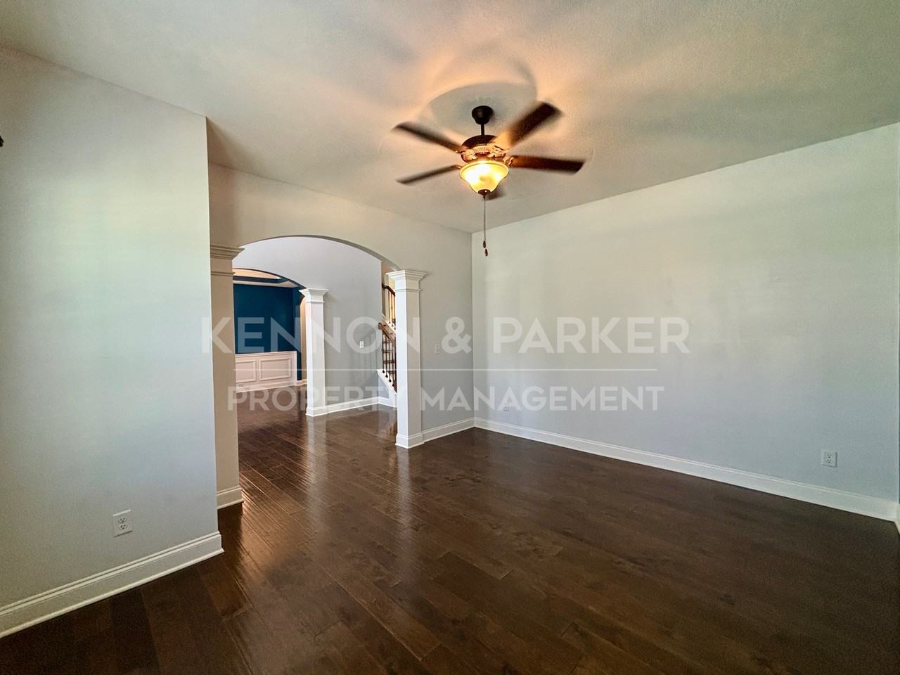 4526 Mountain Ivy Dr - Photo 3 of 40