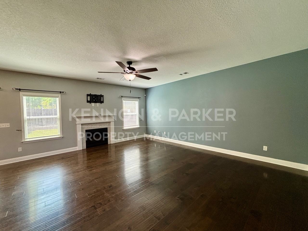 4526 Mountain Ivy Dr - Photo 7 of 40