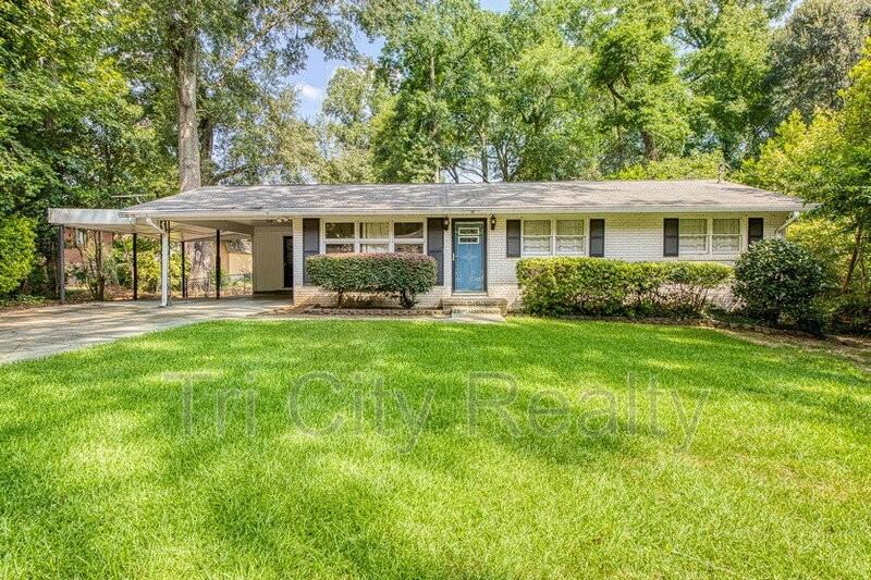 212 Hilltop Dr - Photo 5 of 41