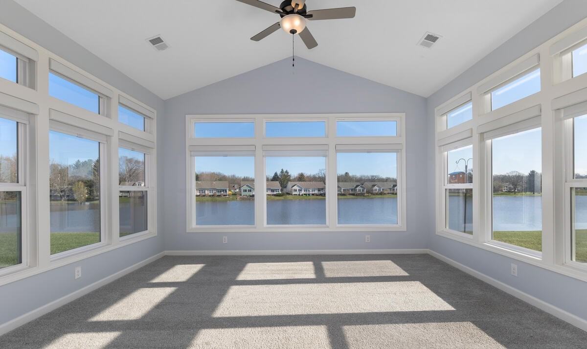 2911 Isle Grand Dr - Photo 3 of 20