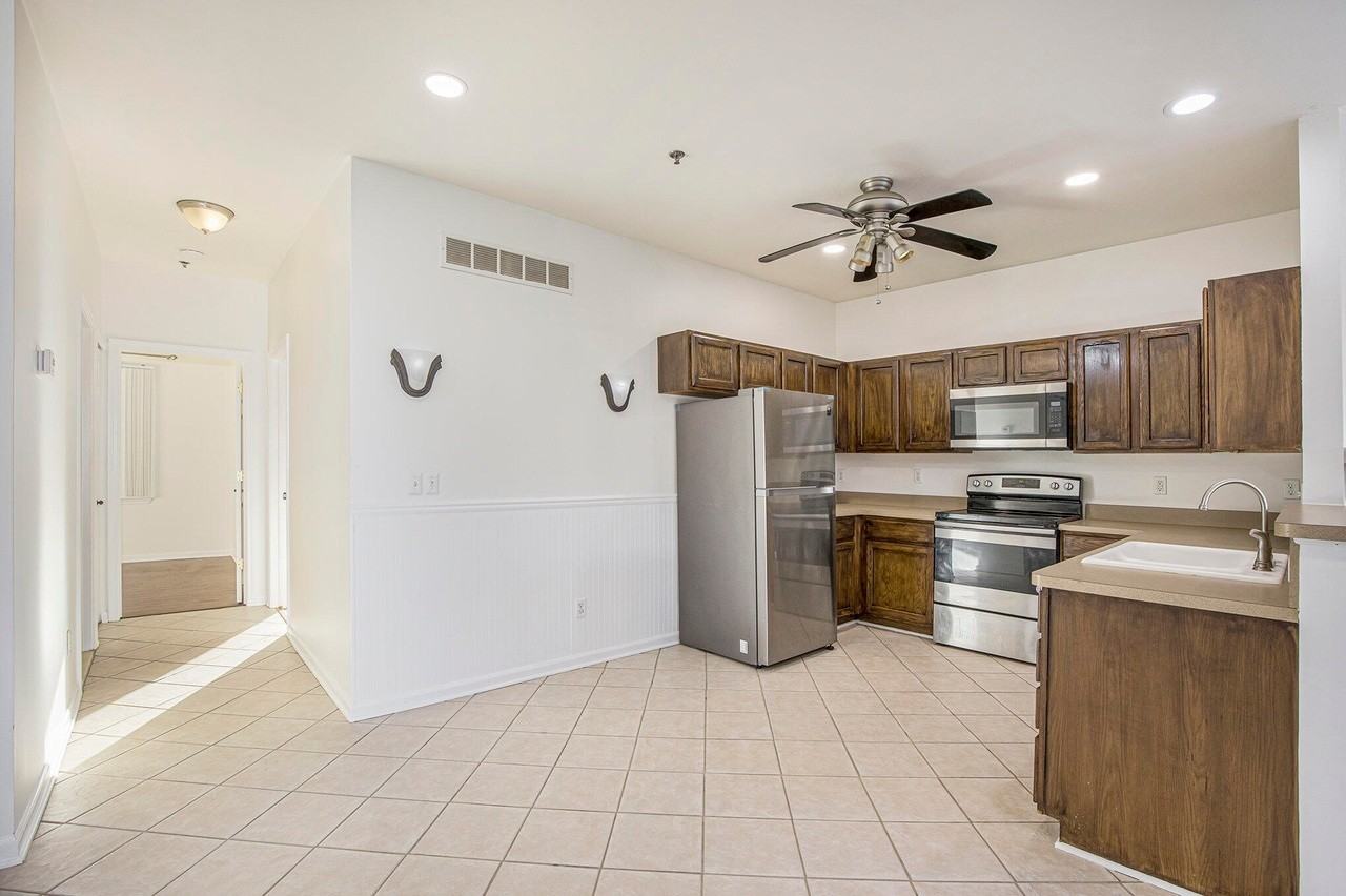 43014 Strand Dr - Photo 5 of 19