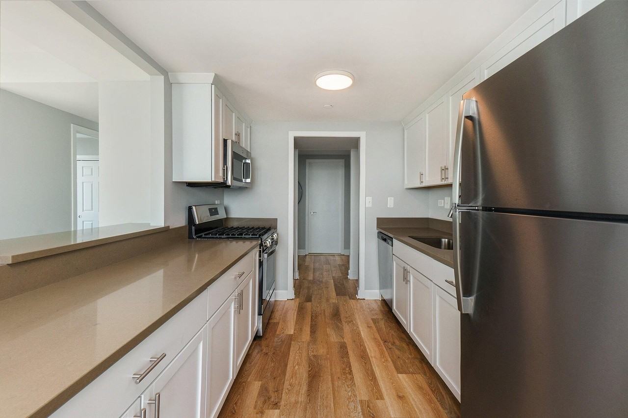 3320 Spinnaker Ln - Photo 7 of 21
