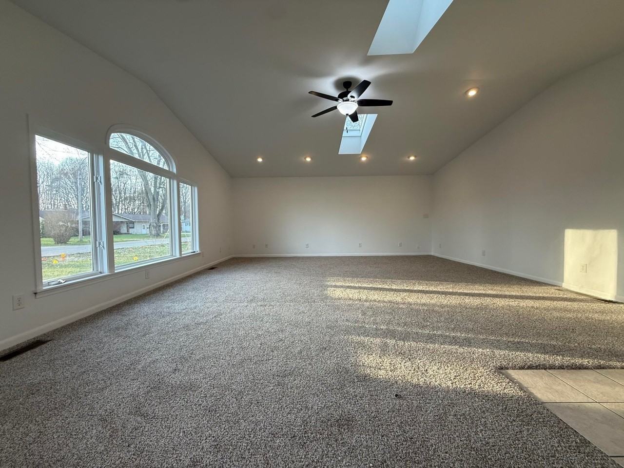 109 Prospect St - Photo 5 of 27