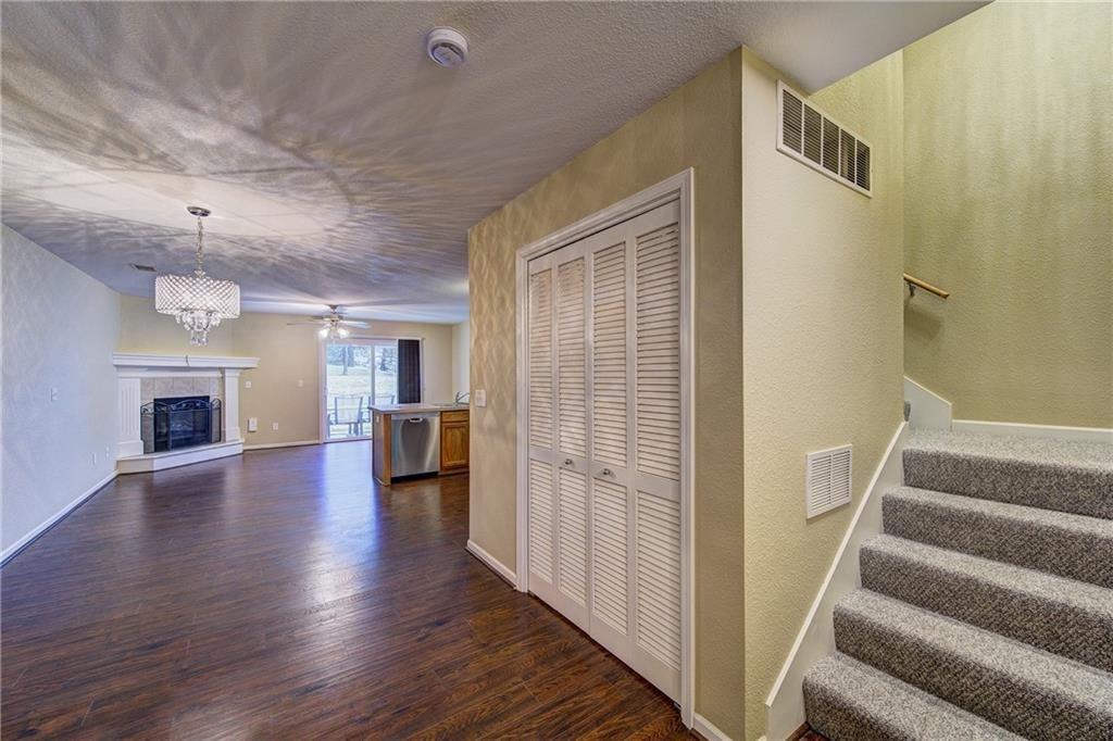 3 Ne 94th Ct - Photo 4 of 23