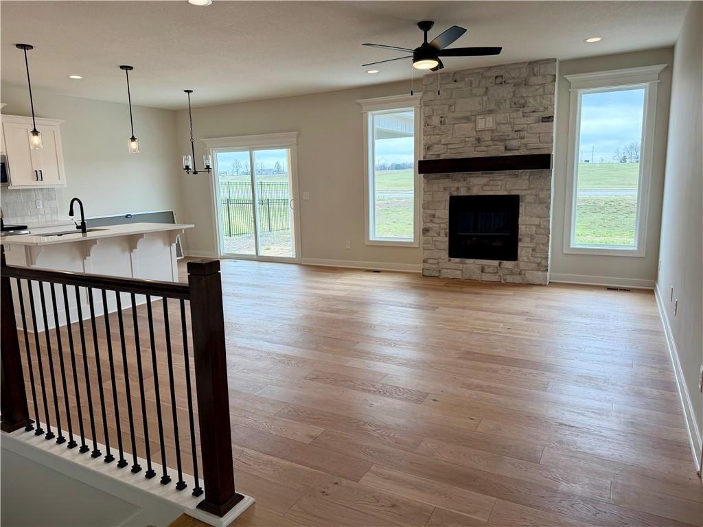 15645 Sheridan Ct - Photo 4 of 20