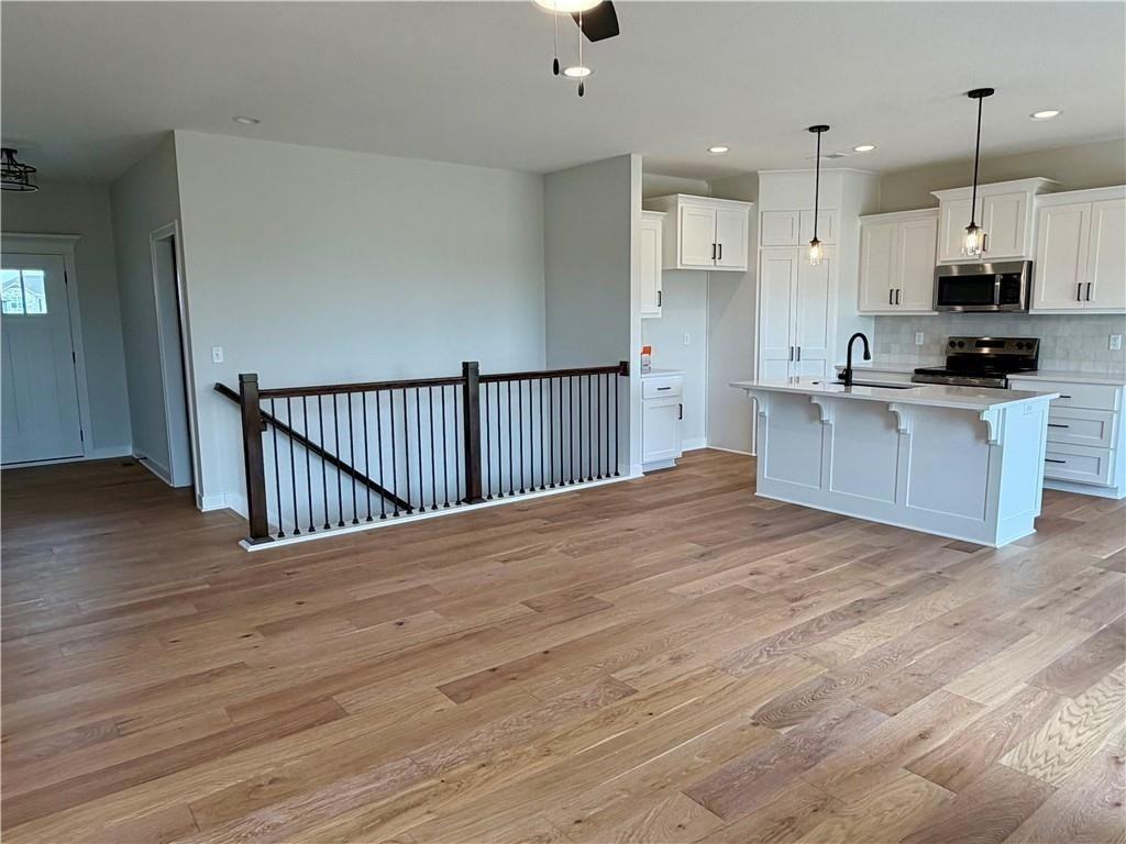 15645 Sheridan Ct - Photo 6 of 20
