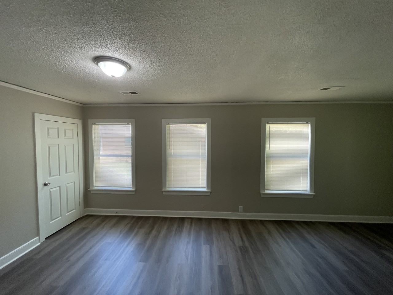 1372 N Lexington Cir - Photo 7 of 11