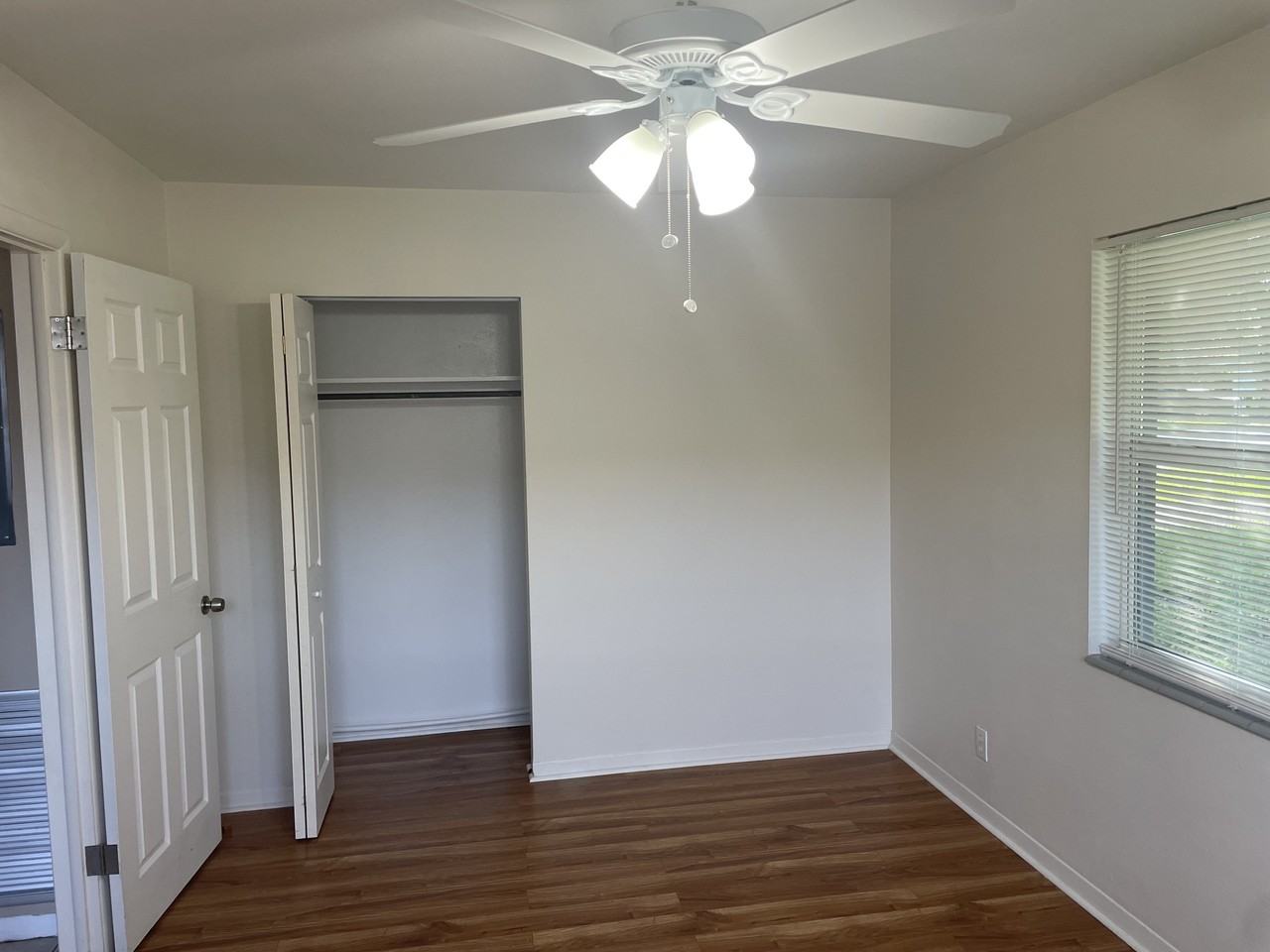 4410 Hill Dr - Photo 6 of 7